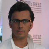 Галкин в одних трусах всполошил народ