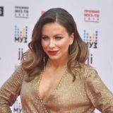 Жгучая брюнетка Ани Лорак стремительно поседела 