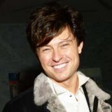 Странное фото Шаляпина с умершем в психушке отцом вызвало оторопь