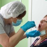 В России за сутки выявили 21,8 тысячи случаев заражения коронавирусом