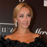 Странно вырядившаяся Навка всполошила россиян своим видом