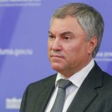 Володин призвал верить Путину, а не фейкам