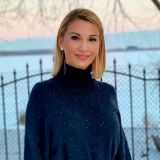 43-летняя Ольга Орлова в бикини возбудила россиян