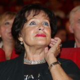 86-летняя Наталья Фатеева выживает с помощью костылей