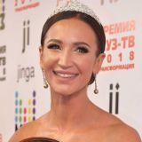 Дочери Тарасова заставляют страдать бездетную Бузову: Это ее боль как женщины