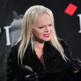 Дочь Долиной бросилась на защиту изможденной матери на глазах у миллионов свидетелей