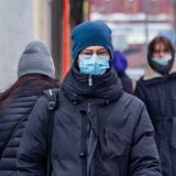 В Роспотребнадзоре назвали условие отмены масочного режима