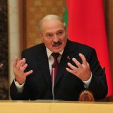 Лукашенко прервал выступление из-за сильного кашля: Зараза опять ко мне пришла