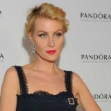 Обнаженная дочь Литвиновой вышла босиком на мороз 