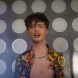 Слишком быстро: сын Королевой сделал предложение возлюбленной 