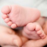 Лучший друг снабдил спермой жену бесплодной звезды 