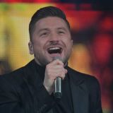 Лазарев похвастался обручальным кольцом после признания в связи с Топаловым