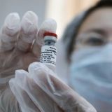 Володин отметил востребованность российской вакцины от коронавируса