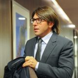 Заработавший баснословные деньги Масляков побил Малахова