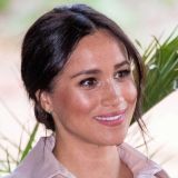 Ждущая ребенка Меган Маркл впервые предстала перед публикой