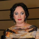 Поплыло лицо: Гузеевой необходима дорогостоящая операция 