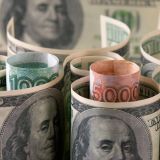 Россиян предупредили о падении рубля