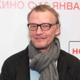 Почему Серебряков вернулся на родину после слов о хамстве как национальной идее России