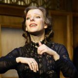 Вжался в кресло от одного взгляда: известный актер о чувственном моменте со знойной Арзамасовой