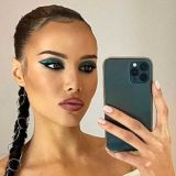 Перестаралась: Анастасия Решетова рухнула в обморок на глазах у публики