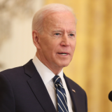 Политолог Кемени о положении Байдена: В США сейчас царит хаос