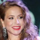 Барановская в эротичном платье обнажила часть тела