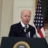 СМИ: В США усомнились в возможности Байдена оказать поддержку Украине