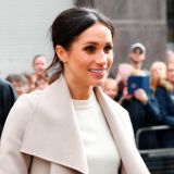 Отказывалась кормить неугодную: Елизавета II отправляла Маркл работать