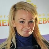 Сына Рудковской затравили за внешность из-за провинциальной прически