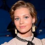 Асмус в вызывающем платье устроила жаркие танцы