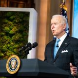 Рейтинг Байдена стал одним из самых низких за всю историю США