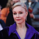 Осунувшаяся после скандала Зудина появилась на публике