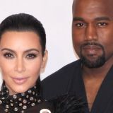 Еще не развелась, а уже гуляет: Кардашьян дразнит мужа интрижкой на стороне