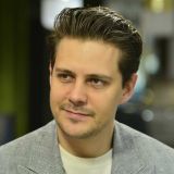 Милош Бикович впервые вышел в свет с новой зазнобой