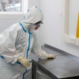 Эксперт Малышев о причинах подъема заболеваемости COVID-19 в Москве: Народ устал