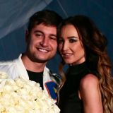 Бузова сделала шикарный подарок Манукяну