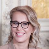 Собчак заговорила о чипировании после новости о разводе