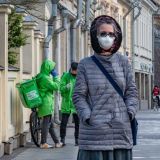 Суточный прирост заболевших COVID-19 россиян составил 8,2 тысячи