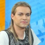 Искусанный до синяков Солнцев заявил в полицию на жену-пенсионерку: Она бешеная