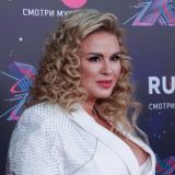 Красота Семенович спровоцировала драку: Мужчины перевозбудились