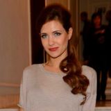 Климова в белье наизнанку показала замысловатые позы в постели