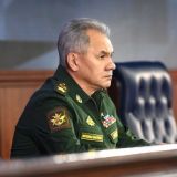 Шойгу рассказал о нарастающих военных угрозах с западных рубежей