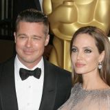 Проигравшая Питту в суде Джоли пригрозила вывести его на чистую воду