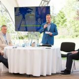 В предвыборную программу 