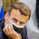 Какое наказание грозит ударившему Макрона мужчине? Отвечает адвокат