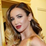 Оскорбленная Бузова отказалась от общения с известным ведущим: Поставила ультиматум 