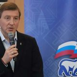 Турчак предложил депутатам отчитываться через цифровые сервисы 