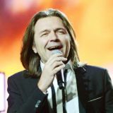 Ставший отцом Маликов сбежал из России с молодой любовницей