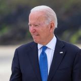 Очередной конфуз: Байден заблудился на саммите G7