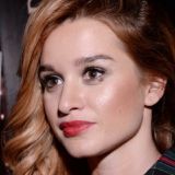 Осталась одна: Сбежавший из дома муж Бородиной плюнул на семейный праздник